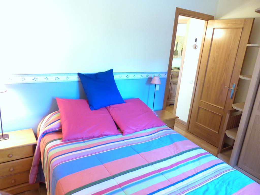 Francoli-Vacances Pirinenca Canillo Zimmer foto